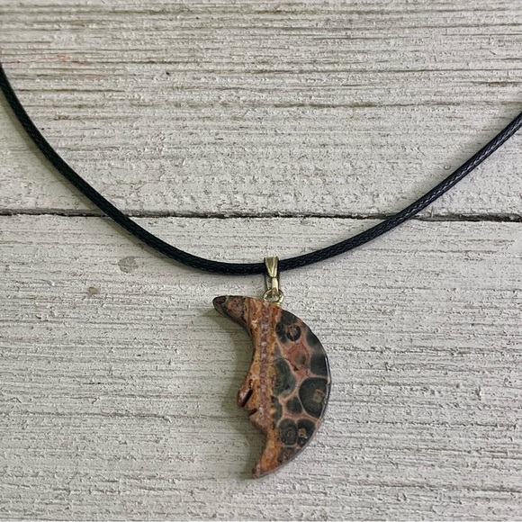 Leopardskin Jasper Carved Man in the Moon Face Pendant Necklace Chakra Healing - Picture 4 of 8